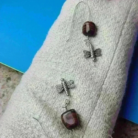 Vintage southwestern gemstone silver tone dragonfly earrings - Picture 9 of 11